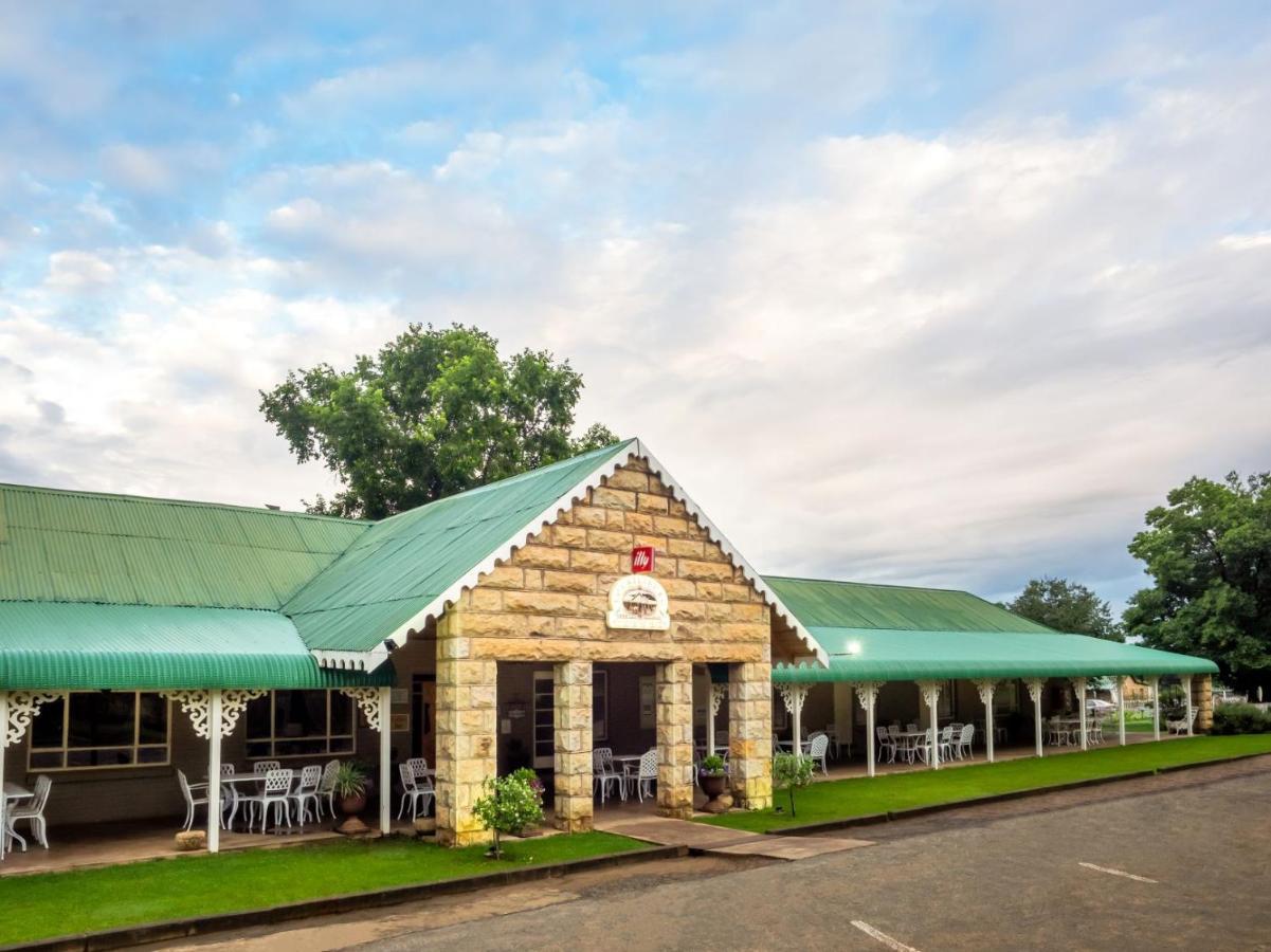 Fouriesburg Country Inn Buitenkant foto